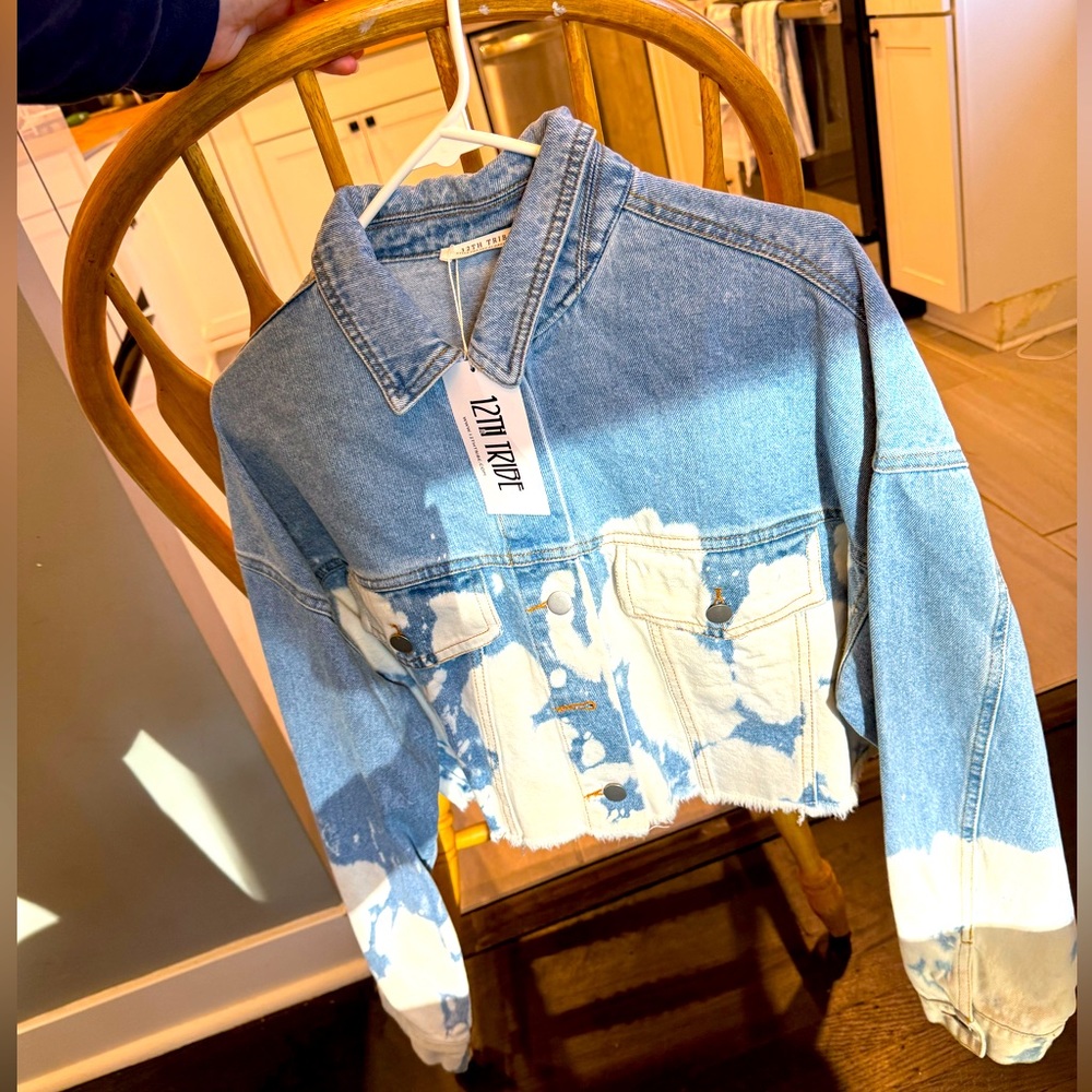 Distressed crop Jean jacket